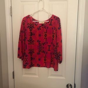 Blouse with button back